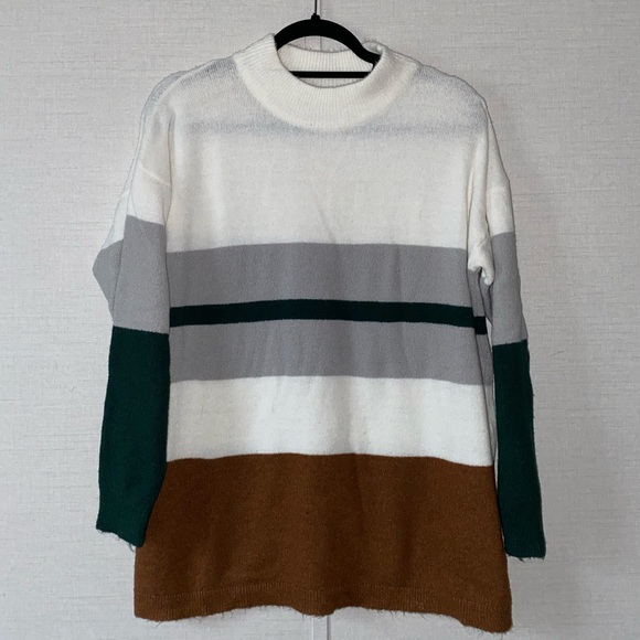 Urban Outfitters Sweater - Picture 1 of 3